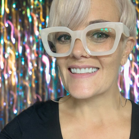 Meet your Posher, Shannon - Picture 5 of 5